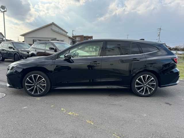 スバル レヴォーグ 1．8STIスポーツ EX 香川県 2023(令5)年 4.3万km クリスタルブラックシリカ 純正ナビ（フルセグTV/BT)/バックカメラ/電動リアゲート/パワーシート/シートヒーター/コーナーセンサー/ドライバーモニタリング/アイドリングストップ/オートライト/スペアキー