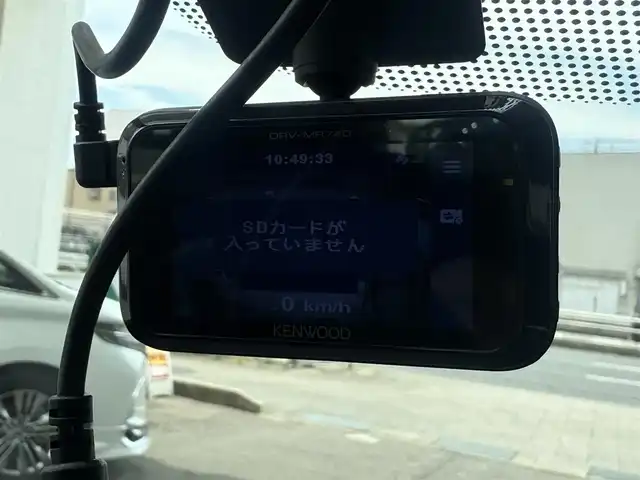 ジャガー Ｅペース 愛知県 2018(平30)年 4.9万km イタリアンレーシングレッド /正規ディーラー車//禁煙車//AWD//10.2インチタッチスクリーンナビ//フルセグ/USB/Bluetooth/SOSコール//サラウンドカメラ//ETC2.0//前後ドライブレコーダー//純正19インチAW//アクティブドライブライン//オールサーフィスプログレスコントロール//ロートラクションローンチ//シャーシダイナミクス//コンフィギュラブルダイナミクス//DSC//衝突軽減ブレーキ//レーンキープアシスト//レーダークルーズコントロール//運転者疲労警告//ブラインドスポットアシスト//パーキングエイド//パワーリアゲート//LEDオートヘッドライト//フロント・リアフォグランプ//MTモード付きAT//スピードリミッター//アイドリングストップ//プッシュスタート//スペアスマートキー//オートリトラクタブルウィンカーミラー//革巻きステアリング//ステアリモコン//チルト＆テレスコピックステアリング//トノカバー//純正フロアマット//シートリフター//保証書//取扱説明書//ディーラー点検整備記録簿R1.2.3.4.5