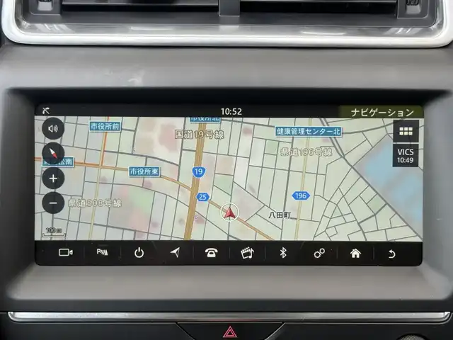 ジャガー Ｅペース 愛知県 2018(平30)年 4.9万km イタリアンレーシングレッド /正規ディーラー車//禁煙車//AWD//10.2インチタッチスクリーンナビ//フルセグ/USB/Bluetooth/SOSコール//サラウンドカメラ//ETC2.0//前後ドライブレコーダー//純正19インチAW//アクティブドライブライン//オールサーフィスプログレスコントロール//ロートラクションローンチ//シャーシダイナミクス//コンフィギュラブルダイナミクス//DSC//衝突軽減ブレーキ//レーンキープアシスト//レーダークルーズコントロール//運転者疲労警告//ブラインドスポットアシスト//パーキングエイド//パワーリアゲート//LEDオートヘッドライト//フロント・リアフォグランプ//MTモード付きAT//スピードリミッター//アイドリングストップ//プッシュスタート//スペアスマートキー//オートリトラクタブルウィンカーミラー//革巻きステアリング//ステアリモコン//チルト＆テレスコピックステアリング//トノカバー//純正フロアマット//シートリフター//保証書//取扱説明書//ディーラー点検整備記録簿R1.2.3.4.5