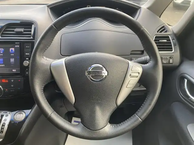 日産 セレナ ハイウェイスター Sハイブリッド 静岡県 2014(平26)年 8.3万km タイガーアイブラウン (株)IDOMが運営する【じしゃロン焼津店】の自社ローン専用車両になります。こちらは現金またはオートローンご利用時の価格です。自社ローンご希望の方は別途その旨お申付け下さい /純正ＳＤナビ/（フルセグTV/Ｂｌｕｅｔｏｏｔｈ接続/ＣＤ/ＤＶＤ/ミュージックサーバー）/純正フリップダウンモニター/両側パワースライドドア/バックライト/ＥＴＣ
