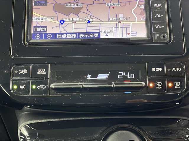 トヨタ プリウス S 埼玉県 2020(令2)年 4.3万km グレーメタリック 純正ナビ（NSLN-W68）/（AM・FM・Bluetooth）/ビルトインETC/バックカメラ/クルーズコントロール/先行車発進お知らせ機能/レーンキープアシスト/コーナーセンサー/横滑り防止装置/盗難防止装置/オートハイビーム/プッシュスタート/LEDヘッドライト/スマートキーｘ２/純正フロアマット/純正ドアバイザー/ウィンカーミラー/革巻きハンドル