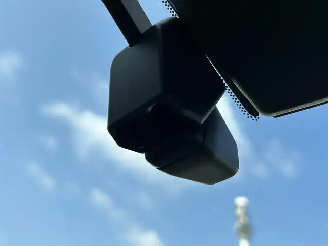 スバル インプレッサ ST－H 愛媛県 2024(令6)年 3.4万km アイスシルバーメタリック 登録時走行距離：33899Km/純正メーカーOPメモリナビ/フルセグTV/BT/AM/FM/ETC/Bカメラ/D+Nシートヒーター/D+Nパワーシート/ハンドルヒーター/追従クルコン/横滑り防止装置/衝突軽減システム/後コーナーセンサー/LEDヘッドライト/オートライト/フォグランプ/エンジンスタートボタン/スマートキー/スペアキー/純正アルミホイール