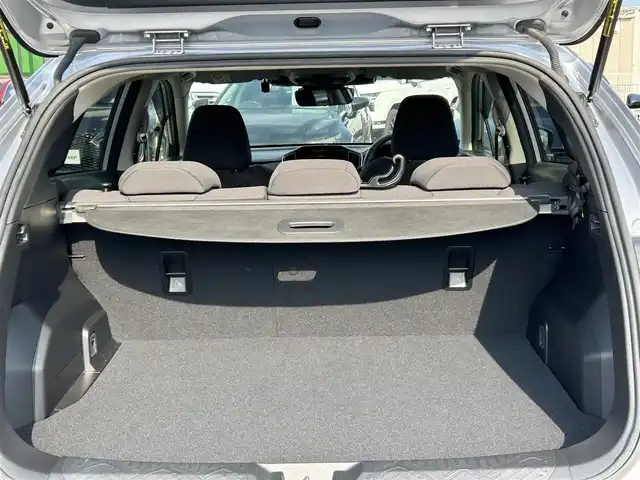 スバル インプレッサ ST－H 愛媛県 2024(令6)年 3.4万km アイスシルバーメタリック 登録時走行距離：33899Km/純正メーカーOPメモリナビ/フルセグTV/BT/AM/FM/ETC/Bカメラ/D+Nシートヒーター/D+Nパワーシート/ハンドルヒーター/追従クルコン/横滑り防止装置/衝突軽減システム/後コーナーセンサー/LEDヘッドライト/オートライト/フォグランプ/エンジンスタートボタン/スマートキー/スペアキー/純正アルミホイール