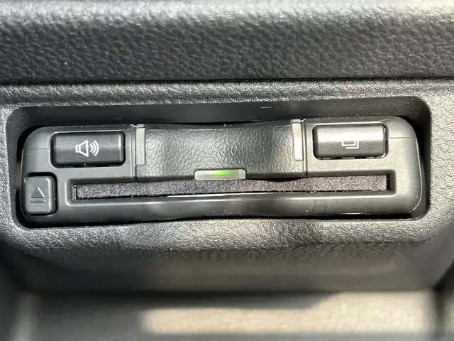 スバル インプレッサ ST－H 愛媛県 2024(令6)年 3.4万km アイスシルバーメタリック 登録時走行距離：33899Km/純正メーカーOPメモリナビ/フルセグTV/BT/AM/FM/ETC/Bカメラ/D+Nシートヒーター/D+Nパワーシート/ハンドルヒーター/追従クルコン/横滑り防止装置/衝突軽減システム/後コーナーセンサー/LEDヘッドライト/オートライト/フォグランプ/エンジンスタートボタン/スマートキー/スペアキー/純正アルミホイール