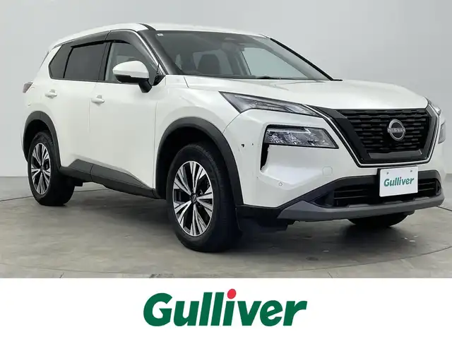 日産 エクストレイル X e－4ORCE 大分県 2024(令6)年 0.5万km ブリリアントホワイトパール 4WD/プロパイロット/純正12インチナビ/全方位カメラ/ステアリングスイッチ/ブラインドスポットモニター/シートヒーター/デジタルインナーミラー/LEDヘッドライト/ビルトインETC2.0/純正１８インチAW/純正フロアマット/スペアキー×1/保証書/取扱説明書