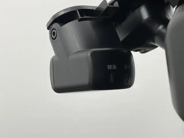 日産 エクストレイル X e－4ORCE 大分県 2024(令6)年 0.5万km ブリリアントホワイトパール 4WD/プロパイロット/純正12インチナビ/全方位カメラ/ステアリングスイッチ/ブラインドスポットモニター/シートヒーター/デジタルインナーミラー/LEDヘッドライト/ビルトインETC2.0/純正１８インチAW/純正フロアマット/スペアキー×1/保証書/取扱説明書