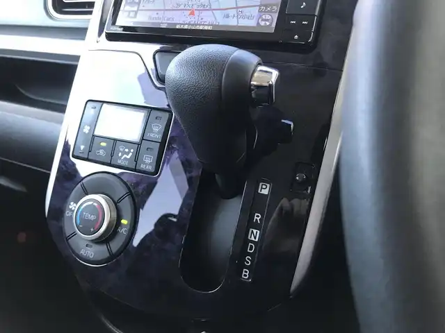 ダイハツ タント カスタムX トップED VS SAⅢ 栃木県 2019(令1)年 9.3万km パールホワイトⅢ (株)IDOMが運営する【じしゃロン小山店】の自社ローン対象車両になります。こちらは現金ご利用時の価格です。/自社ローンご希望の方は別途その旨お申付け下さい。//禁煙車/純正フルセグナビ/（CD/DVD/AM/FMラジオ）/(Bluetooth)/スマートキー/プッシュスタート/バックカメラ/ＥＴＣ/両側パワースライドドア/プリクラッシュセーフティ/コーナーセンサー/シートヒーター/アイドリングストップ/後部座席サンシェード/ステアリングリモコン/電動格納ドアミラー/パワーウインドウ/オートライト/オートマチックハイビーム