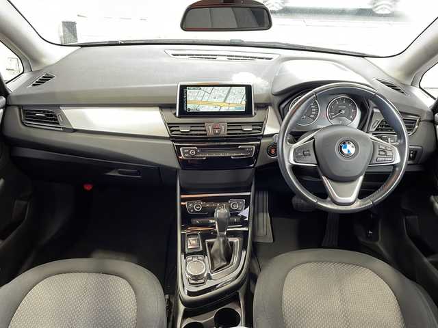 ＢＭＷ ２１８ｄ アクティブツアラー 愛媛県 2015(平27)年 3.4万km アルピンホワイトⅢ 純正ナビ/・Bluetooth/・CD/DVD/ワンセグTV/ETC/バックカメラ/プッシュスタートボタン/純正フロアマット/スペアキー/純正16インチAW/LIMボタン/インテリジェントセーフティ/オートライト