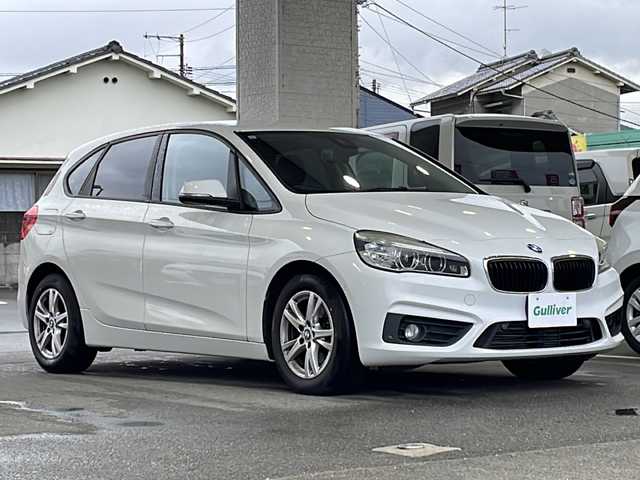 ＢＭＷ ２１８ｄ アクティブツアラー 愛媛県 2015(平27)年 3.4万km アルピンホワイトⅢ 純正ナビ/・Bluetooth/・CD/DVD/ワンセグTV/ETC/バックカメラ/プッシュスタートボタン/純正フロアマット/スペアキー/純正16インチAW/LIMボタン/インテリジェントセーフティ/オートライト