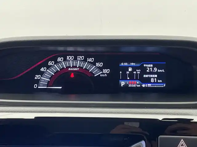 スズキ ソリオ バンディット HV MV 栃木県 2022(令4)年 3.6万km ピュアホワイトP ナビ/（CD/DVD/ワンセグTV/Bluetooth/SD/iPad）/エアロ/バックカメラ/コーナーセンサー/ビルトインETC2.0/前方ドラレコ（HDR360G）/片側パワースライドドア/シートヒーター/ヘッドアップディスプレイ/オートライト/LEDヘッドライト/横滑り防止装置/フォグランプ/スマートキー/プッシュスタート/アイドリングストップ/ステアリングスイッチ/電動格納ミラー/純正アルミホイール/純正フロアマット