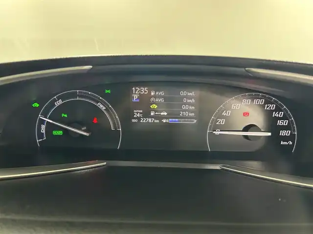 トヨタ シエンタ ハイブリッド 佐賀県 2022(令4)年 2.3万km センシュアルレッドマイカ 純正SDナビ（NSZT-W68T）/（CD/DVD/フルセグTV/Bluetooth）/トヨタセーフティセンス/衝突軽減ブレーキ/横滑り防止/レーンキープアシスト/コーナーセンサー/LEDヘッドライト/ステアリングヒーター/前席シートヒーター/電動格納ミラー/前後ドライブレコーダー/ETC/オートマチックハイビーム/スマートキー/スペアキー