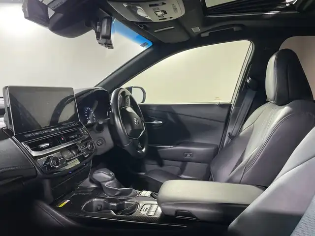 トヨタ クラウン ハイブリッド RS アドバンス 福岡県 2021(令3)年 3.7万km プレシャスブラックパール 純正12.3インチナビゲーション/CD DVD BT/フルセグテレビ/全方位モニター/黒革シート/サンルーフ/パワーシート/デジタルインナーミラー/ドライブレコーダー/ETC/革巻きステアリング/ステアリングヒーター/ステアリングスイッチ/置くだけ充電/ブレーキホールド