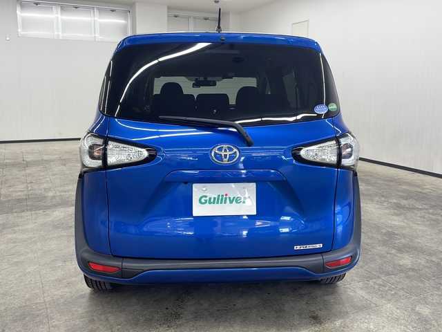 トヨタ シエンタ G 長崎県 2017(平29)年 7.2万km コバルトブルーメタリック 禁煙車/社外メモリナビ/(DVD/フルセグTV/Bluetooth/)/バックカメラ/ビルトインETC/純正ヘッドランプ/ハロゲンライト/両側パワースライドドア/前後ドライブレコーダー/純正フロアマット/横滑り防止機能/スマートキー/三列シート/取説