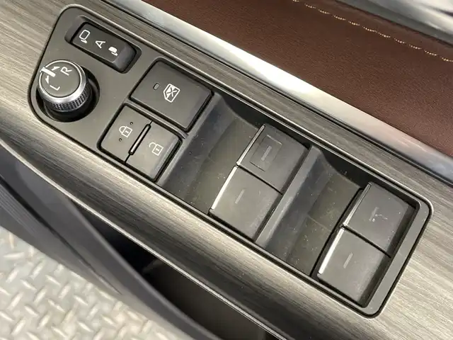 トヨタ ハリアー ハイブリッド Z レザーパッケージ 栃木県 2020(令2)年 3.3万km プレシャスブラックパール JBLプレミアムサウンド/純正12.3インチナビ/(フルセグTV・Bluetooth・USB・AUX・Miracast)/調光パノラマルーフ/本革シート/全方位カメラ/バックカメラ/トヨタセーフティセンス/　・プリクラッシュセーフティ/　・レーンキープアシストシステム/　・オートクルーズコントロール/　・オートハイビーム/　・BSM/前後コーナーセンサー/前席パワーシート/前席シートヒーター・シートクーラー/パワーバックドア/LEDヘッドライト/オートライト/フォグランプ/ステアリングヒーター/純正１９インチアルミホイール/取扱説明書/保証書