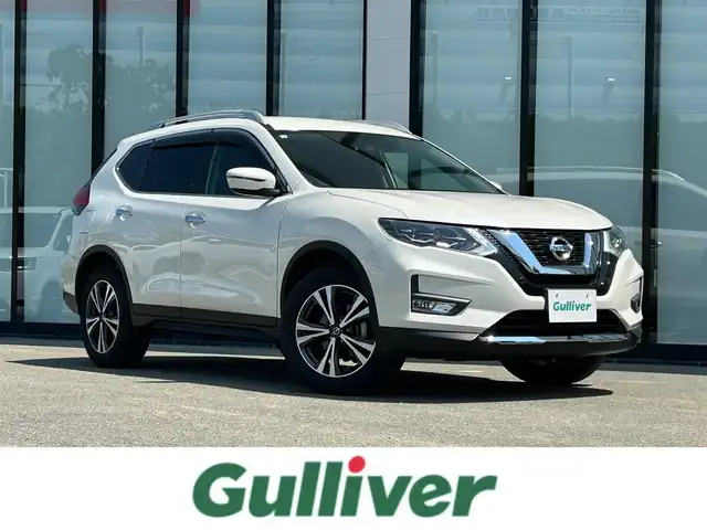 日産 エクストレイル 20X 大阪府 2018(平30)年 6.1万km ブリリアントホワイトパール 純正９インチナビ/   フルセグTV/CD/DVD/Bluetooth/バックモニター/衝突軽減ブレーキ/横滑り防止装置/コーナーセンサー/電動リアゲート/アイドリングストップ/オートマチックハイビーム/前方ドライブレコーダー/純正18インチアルミホイール/ルーフレール/純正フロアマット/プッシュスタート/スマートキー/ＥＴＣ　/ＬＥＤ/禁煙車