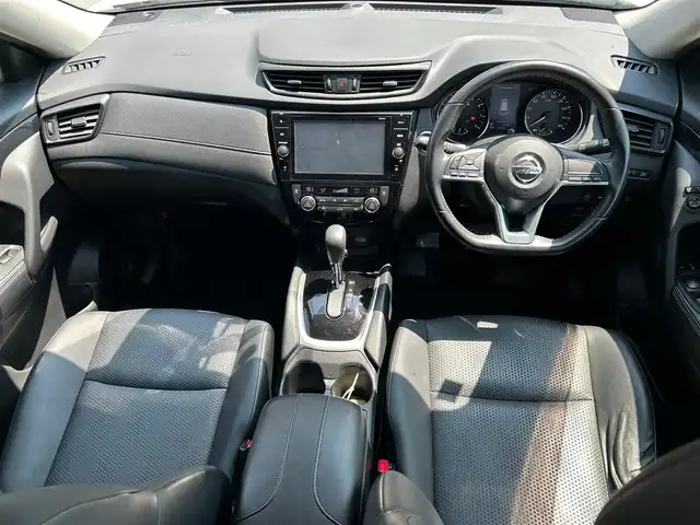 日産 エクストレイル 20X 大阪府 2018(平30)年 6.1万km ブリリアントホワイトパール 純正９インチナビ/   フルセグTV/CD/DVD/Bluetooth/バックモニター/衝突軽減ブレーキ/横滑り防止装置/コーナーセンサー/電動リアゲート/アイドリングストップ/オートマチックハイビーム/前方ドライブレコーダー/純正18インチアルミホイール/ルーフレール/純正フロアマット/プッシュスタート/スマートキー/ＥＴＣ　/ＬＥＤ/禁煙車