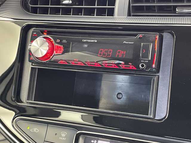 トヨタ アクア S 新潟県 2018(平30)年 3.5万km スーパーホワイトⅡ カロッツェリアオーディオ/プリクラッシュセーフティ/レーンキープアシスト/LEDオートライト/ドライブレコーダー/オートエアコン/キーレスエントリー×2