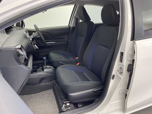 トヨタ アクア S 新潟県 2018(平30)年 3.5万km スーパーホワイトⅡ カロッツェリアオーディオ/プリクラッシュセーフティ/レーンキープアシスト/LEDオートライト/ドライブレコーダー/オートエアコン/キーレスエントリー×2