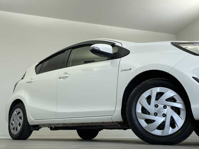 トヨタ アクア S 新潟県 2018(平30)年 3.5万km スーパーホワイトⅡ カロッツェリアオーディオ/プリクラッシュセーフティ/レーンキープアシスト/LEDオートライト/ドライブレコーダー/オートエアコン/キーレスエントリー×2