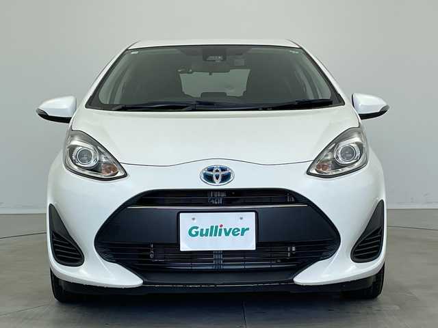 トヨタ アクア S 新潟県 2018(平30)年 3.5万km スーパーホワイトⅡ カロッツェリアオーディオ/プリクラッシュセーフティ/レーンキープアシスト/LEDオートライト/ドライブレコーダー/オートエアコン/キーレスエントリー×2