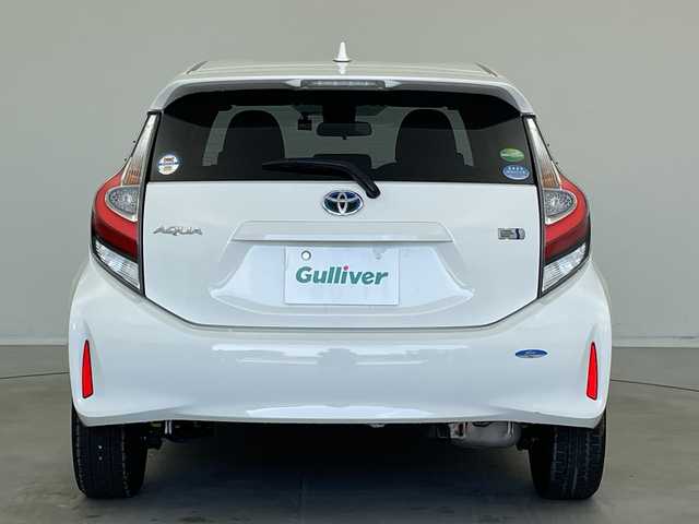 トヨタ アクア S 新潟県 2018(平30)年 3.5万km スーパーホワイトⅡ カロッツェリアオーディオ/プリクラッシュセーフティ/レーンキープアシスト/LEDオートライト/ドライブレコーダー/オートエアコン/キーレスエントリー×2
