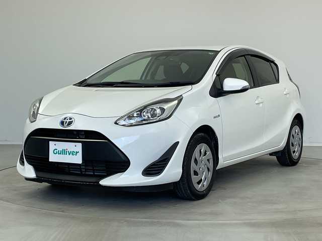 トヨタ アクア S 新潟県 2018(平30)年 3.5万km スーパーホワイトⅡ カロッツェリアオーディオ/プリクラッシュセーフティ/レーンキープアシスト/LEDオートライト/ドライブレコーダー/オートエアコン/キーレスエントリー×2