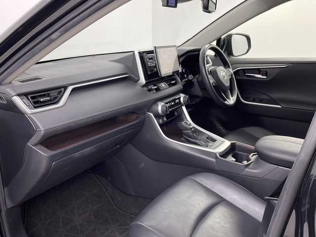 トヨタ ＲＡＶ４ G 埼玉県 2020(令2)年 2.2万km アティチュードブラックマイカ 社外ナビ　/バックカメラ　/電動リアゲート　/ＥＴＣ　/メモリ付きパワーシート　/前方ドライブレコーダー　/ステアリングヒーター　/シートヒーター　/オートマティックハイビーム　/ブレードホールド　/純正アルミホイール/アダプティブクルーズコントロール/純正フロアマット/フロントフォグランプ