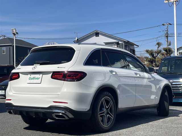 メルセデス・ベンツ ＧＬＣ２２０ d 4マチック AMGライン 静岡県 2020(令2)年 2.5万km ポーラホワイト ユーザー買取/ワンオーナー/純MOP正ナビ/　【BT/地デジフルセグTV】/純正LEDヘッドライト/純正AMG19インチAW/アダクティブクルーズコントロール/レーンキープアシスト/衝突被害軽減装置/パドルシフト/ハーフレザーシート/エアーサスペンション/全方位カメラ/前後ドライブレコーダー/ビルトインETC2.0/前後シートヒーター/USBポート/新車時保証書/取扱説明書/スペアキー×1