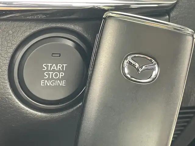 マツダ ＣＸ－３０ 20S 群馬県 2019(令1)年 3.5万km ポリメタルグレーM 純正8.8型ナビ バックカメラ　アダプティブクルーズコントロール　ブラインドスポットモニター ステアリングリモコン　ETC オフロードトラクションアシスト　オートライト　フォグ　スマートキー　禁煙車