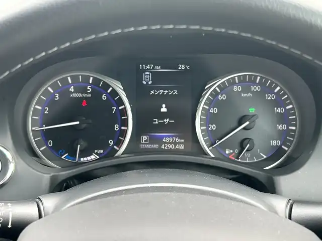 日産 スカイライン ハイブリッド 千葉県 2014(平26)年 4.9万km スーパーブラック ブラックレザーシート　ナビ　パノラマミックビューモニター　ＢＯＳＥプレミアムサウンド　ＥＴＣ　前後ドラレコ　クルコン　メモリー電動シート　シートヒーター　オートライト　１７インチＡＷ スマートキー