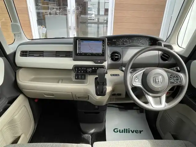 ホンダ Ｎ ＢＯＸ G L ホンダセンシング 宮崎県 2019(令1)年 2.9万km プラチナホワイトパール 純正ナビ(フルセグTV・Bluetooth・CD/DVD)/バックカメラ/ETC/純正ドラレコ/片側パワスラ/ホンダセンシング/ACC/LEDライト/スマートキー/プッシュスタート/USB