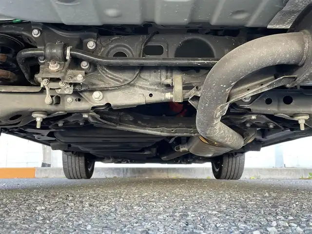 レクサス ＮＸ 300h Fスポーツ 兵庫県 2015(平27)年 3.9万km ホワイトノーヴァガラスフレーク /OP レーダークルーズコントロール//OP パノラミックビューモニター//OP BSM//OP クリアランスソナー//OP プリクラッシュセーフティ//OP レーンディパーチャーアラート（LDA）//OP スペアタイヤ//OP 3眼フルLEDヘッドランプ//OP オートマチックハイビーム//OP パワーバックドア//OP AC100V電源/・メーカーSDナビ/・地デジ/DVD/BT/USB/AUX/・ステアリングリモコン/・ステアリングヒーター/・Fスポーツ専用シート（電動/ヒーター/ベンチレーション）//運転席メモリー付/・パドルシフト/・ビルトインETC/・純正18インチAW/・カードキー