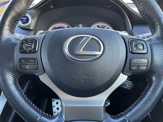 レクサス ＮＸ 300h Fスポーツ 兵庫県 2015(平27)年 3.9万km ホワイトノーヴァガラスフレーク /OP レーダークルーズコントロール//OP パノラミックビューモニター//OP BSM//OP クリアランスソナー//OP プリクラッシュセーフティ//OP レーンディパーチャーアラート（LDA）//OP スペアタイヤ//OP 3眼フルLEDヘッドランプ//OP オートマチックハイビーム//OP パワーバックドア//OP AC100V電源/・メーカーSDナビ/・地デジ/DVD/BT/USB/AUX/・ステアリングリモコン/・ステアリングヒーター/・Fスポーツ専用シート（電動/ヒーター/ベンチレーション）//運転席メモリー付/・パドルシフト/・ビルトインETC/・純正18インチAW/・カードキー