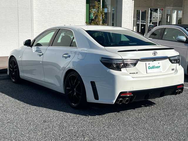 トヨタ マークＸ 250G Sパッケージ G’s 千葉県 2015(平27)年 5.7万km ホワイトパールクリスタルシャイン ナビNSZT-W64　バックカメラ　フリップダウンモニター　クルコン　ETC　フルセグ　BT　スマートキー　パドルシフト　ハーフレザー　トランクスポイラー　外サス　19インチAW　HID　オートライト
