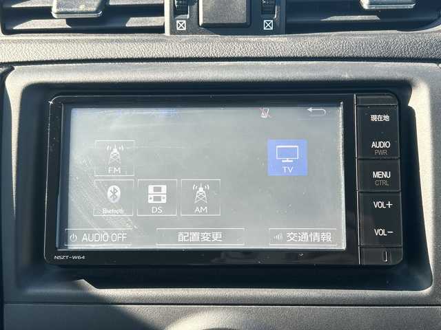 トヨタ マークＸ 250G Sパッケージ G’s 千葉県 2015(平27)年 5.7万km ホワイトパールクリスタルシャイン ナビNSZT-W64　バックカメラ　フリップダウンモニター　クルコン　ETC　フルセグ　BT　スマートキー　パドルシフト　ハーフレザー　トランクスポイラー　外サス　19インチAW　HID　オートライト