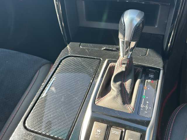 トヨタ マークＸ 250G Sパッケージ G’s 千葉県 2015(平27)年 5.7万km ホワイトパールクリスタルシャイン ナビNSZT-W64　バックカメラ　フリップダウンモニター　クルコン　ETC　フルセグ　BT　スマートキー　パドルシフト　ハーフレザー　トランクスポイラー　外サス　19インチAW　HID　オートライト