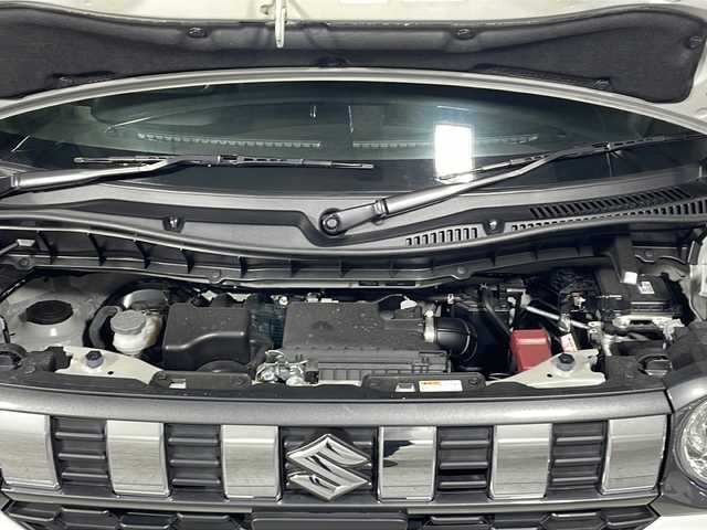 スズキ スペーシア ギア HYBRID XZ 沖縄県 2024(令6)年 0.7万km ベージュⅡ 禁煙車/県外仕入れ/社外ナビ/【CD/ワンセグTV/BT】/バックカメラ/両側パワースライドドア/ETC/後席サーキュレーター/衝突被害軽減システム/レーンキープアシスト/レーダークルーズコントロール/１４インチ純正アルミ/LEDヘッドライト/スマートキー