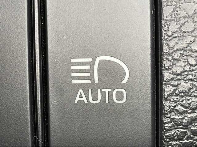 トヨタ ハリアー プログレス 広島県 2018(平30)年 5.9万km ブラック モデリスタフルエアロ/JBL/メーカー9型ナビ/パノラミックビューモニター/パワーバックドア/パワーシート/セーフティセンス/・プリクラッシュセーフティ/・レーンディパーチャーアラート/・アダプティブハイビーム/・レーダークルーズコントロール/パーキングサポートブレーキ/電動パーキングブレーキ/オートブレーキホールド/LEDヘッドランプ/フォグランプ/純正18インチAW/ETC/ドライブレコーダー