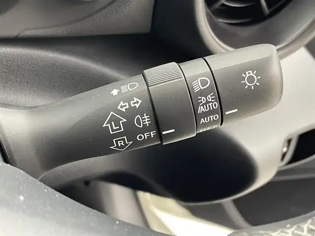 トヨタ ＧＲ８６ RZ 茨城県 2022(令4)年 1万km クリスタルホワイトパール 純正ナビ/バックカメラ/ワンセグ/BSD/RCTA/クルーズコントロール/ETC/シートヒーター/純正18インチAW/LEDヘッドライト/スマートキー