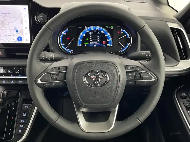 トヨタ ヴォクシー ハイブリッド S－Z 愛知県 2025(令7)年 0.1万km アティチュードブラックマイカ 純正１０．５型ディスプレイオーディオ/・Bluetooth/・CD/DVD/・フルセグテレビ/・HDMI/バックカメラ/快適利便パッケージ/・パワーバックドア/・後席シートヒーター/・オットマン/・電動リアゲート/・ハンズフリーデュアルパワースライドドア/衝突軽減ブレーキ/レーンキープアシスト/オートマチックハイビーム/ビルトインETC2.0/ハーフレザーシート/フロアマット