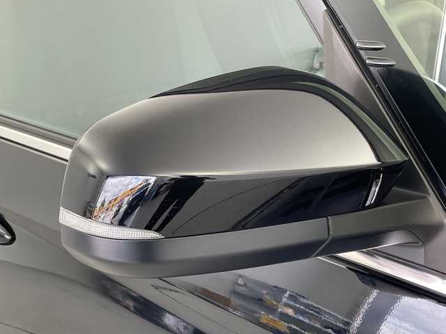 トヨタ ヴォクシー ハイブリッド S－Z 愛知県 2025(令7)年 0.1万km アティチュードブラックマイカ 純正１０．５型ディスプレイオーディオ/・Bluetooth/・CD/DVD/・フルセグテレビ/・HDMI/バックカメラ/快適利便パッケージ/・パワーバックドア/・後席シートヒーター/・オットマン/・電動リアゲート/・ハンズフリーデュアルパワースライドドア/衝突軽減ブレーキ/レーンキープアシスト/オートマチックハイビーム/ビルトインETC2.0/ハーフレザーシート/フロアマット