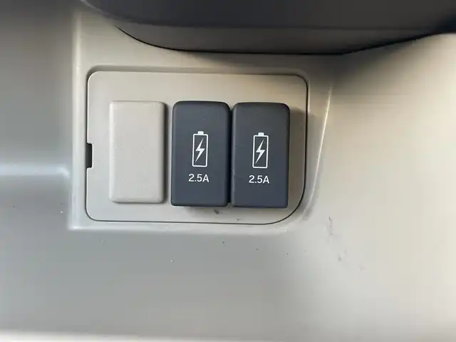 ホンダ Ｎ ＢＯＸ G EX ターボ ホンダセンシング 宮崎県 2020(令2)年 2万km プラチナホワイトパール 純正ナビゲーション/AM FM CD DVD BT/ホンダセンシング/・衝突軽減ブレーキ/・レーンキープアシスト/バックカメラ/ETC車載器/前後ドライブレコーダー/OPフロントグリル/OPRrスポイラー/レーダークルーズコントロール/LEDヘッドライト/スマートキー/プッシュスタート/両側パワースライドドア