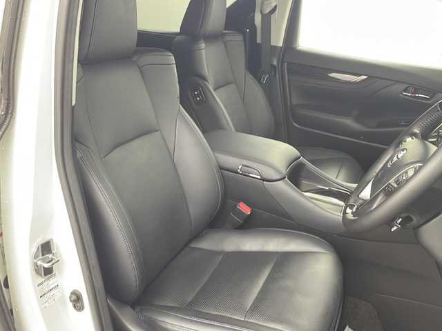 トヨタ ヴェルファイア Z Gエディション 熊本県 2018(平30)年 8万km ホワイトパールクリスタルシャイン ＪＢＬプレミアムサウンド　/駐車支援システム　/メーカー純正ナビ/CD/DVD/ Bluetooth/SD/AM/FM/フリップダウンモニター/バックカメラ/前方ドライブレコーダー　/サンルーフ　/1.2列目パワーシート/前席シートヒーターシートクーラー/オットマン/革巻きステアリング/ステアリングヒーター/ステアリングリモコン/革シート/エアシート　/シートヒーター　/クルーズコントロール　/社外エアロ　/社外サス/純正AW/純正フロアマット/純正ドアバイザー/スマートキー/スペアキー×１