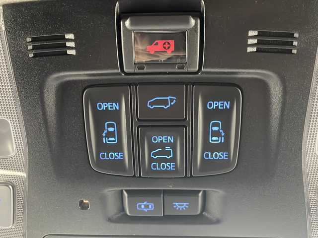 トヨタ ヴェルファイア Z Gエディション 熊本県 2018(平30)年 8万km ホワイトパールクリスタルシャイン ＪＢＬプレミアムサウンド　/駐車支援システム　/メーカー純正ナビ/CD/DVD/ Bluetooth/SD/AM/FM/フリップダウンモニター/バックカメラ/前方ドライブレコーダー　/サンルーフ　/1.2列目パワーシート/前席シートヒーターシートクーラー/オットマン/革巻きステアリング/ステアリングヒーター/ステアリングリモコン/革シート/エアシート　/シートヒーター　/クルーズコントロール　/社外エアロ　/社外サス/純正AW/純正フロアマット/純正ドアバイザー/スマートキー/スペアキー×１