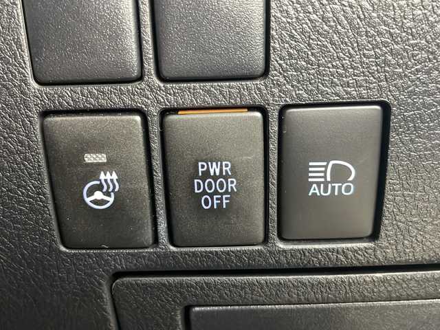 トヨタ ヴェルファイア Z Gエディション 熊本県 2018(平30)年 8万km ホワイトパールクリスタルシャイン ＪＢＬプレミアムサウンド　/駐車支援システム　/メーカー純正ナビ/CD/DVD/ Bluetooth/SD/AM/FM/フリップダウンモニター/バックカメラ/前方ドライブレコーダー　/サンルーフ　/1.2列目パワーシート/前席シートヒーターシートクーラー/オットマン/革巻きステアリング/ステアリングヒーター/ステアリングリモコン/革シート/エアシート　/シートヒーター　/クルーズコントロール　/社外エアロ　/社外サス/純正AW/純正フロアマット/純正ドアバイザー/スマートキー/スペアキー×１