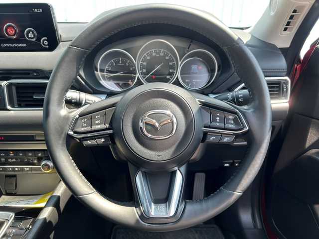 マツダ ＣＸ－５ 20S プロアクティブ 熊本県 2020(令2)年 4.1万km ソウルレッドクリスタルM 純正ナビ/・AM/FM/CD/DVD/USB/AUX/・AppleCarPlay/AndroidAuto/・フルセグTV/・バック/サイドカメラ/i-ACTIVSENSE/・車間認知支援システム/・スマートブレーキサポート/・スマートシティブレーキサポート/・ブラインドスポットモニタリング/・レーンキープアシストシステム/・交通標識認識システム/・ドライバーアテンションアラート/・パーキングセンサー表示/レーダークルーズコントロール/ヘッドアップディスプレイ/クリアランスソナー/D席パワーシート/・シートメモリー/D/N席シートヒーター/電動リアゲート/オートライト/・LEDライト/ドアバイザー/革巻きステアリング/・ステアリングリモコン/・ステアリングヒーター/電動格納ミラー/・ウィンカーミラー/電動パーキングブレーキ/・オートホールドボタン/i-STOP/トラクションコントロールシステム/オートワイパー/トノカバー/純正フロアマット/純正アルミホイール/スマートキー/・スペアキー