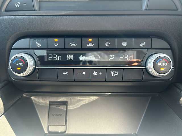 マツダ ＣＸ－５ 20S プロアクティブ 熊本県 2020(令2)年 4.1万km ソウルレッドクリスタルM 純正ナビ/・AM/FM/CD/DVD/USB/AUX/・AppleCarPlay/AndroidAuto/・フルセグTV/・バック/サイドカメラ/i-ACTIVSENSE/・車間認知支援システム/・スマートブレーキサポート/・スマートシティブレーキサポート/・ブラインドスポットモニタリング/・レーンキープアシストシステム/・交通標識認識システム/・ドライバーアテンションアラート/・パーキングセンサー表示/レーダークルーズコントロール/ヘッドアップディスプレイ/クリアランスソナー/D席パワーシート/・シートメモリー/D/N席シートヒーター/電動リアゲート/オートライト/・LEDライト/ドアバイザー/革巻きステアリング/・ステアリングリモコン/・ステアリングヒーター/電動格納ミラー/・ウィンカーミラー/電動パーキングブレーキ/・オートホールドボタン/i-STOP/トラクションコントロールシステム/オートワイパー/トノカバー/純正フロアマット/純正アルミホイール/スマートキー/・スペアキー