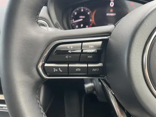 マツダ ＣＸ－６０ XD Lパッケージ 滋賀県 2023(令5)年 1.5万km マシーングレープレミアムM 革シート/BOSEサウンド/純正ナビ/（Bluetooth／HDMI／USB／AppleCarPlay／Android Auto）/アラウンドビューモニター/ビルトインETC/前席パワーシート/全席シートヒーター/メモリシート/ステアリングヒーター/アダプティブクルーズコントロール/ブラインドスポットモニター/レーンキープアシスト/コーナーセンサー/衝突被害軽減ブレーキ/オートブレーキホールド/パドルシフト/MTモード付AT/パワーバックドア/100V電源/トラクションコントロールシステム/LEDヘッドランプ/オートライト/オートマチックハイビーム/オートホールド/純正アルミホイール/純正フロアマット/プッシュスタート/スマートキー/ステアリングスイッチ