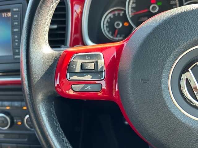 フォルクスワーゲン ザ・ビートル デザイン レザーパッケージ 千葉県 2012(平24)年 13.9万km トルネードレッド Bluetooth/D/N席シートヒーター/ステアリングスイッチ/レザーシート/オートライト/バックカメラ/横滑り防止装置/ETC/ABS/MTモード付AT/リモコンキー/ドライブレコーダー