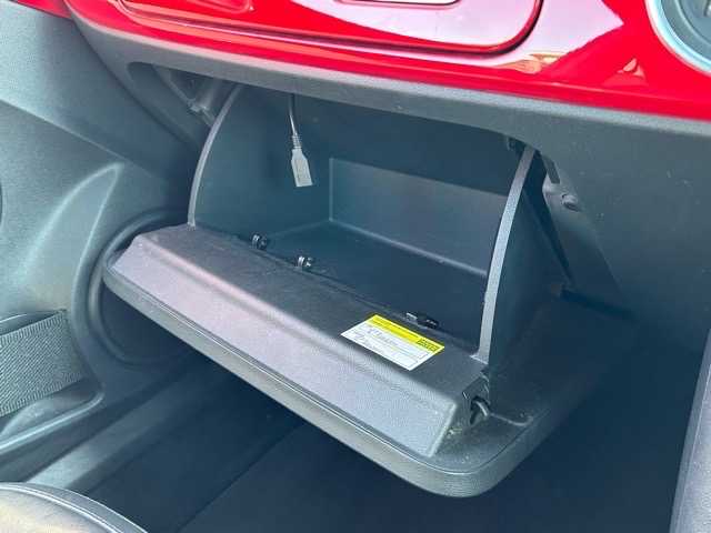 フォルクスワーゲン ザ・ビートル デザイン レザーパッケージ 千葉県 2012(平24)年 13.9万km トルネードレッド Bluetooth/D/N席シートヒーター/ステアリングスイッチ/レザーシート/オートライト/バックカメラ/横滑り防止装置/ETC/ABS/MTモード付AT/リモコンキー/ドライブレコーダー